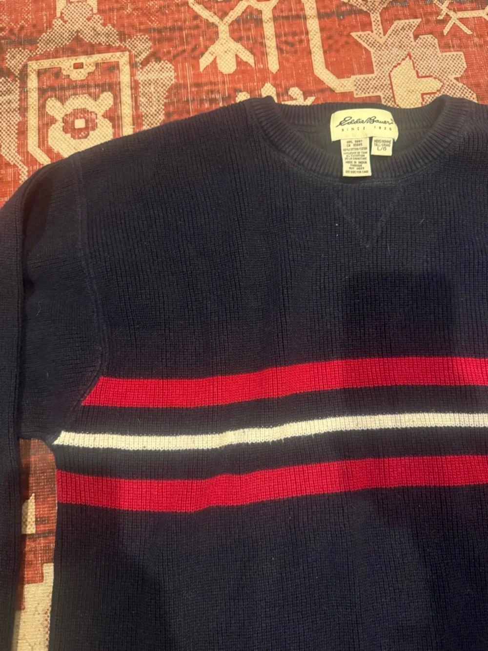Eddie Bauer vintage navy sweater - Picture 3 of 5